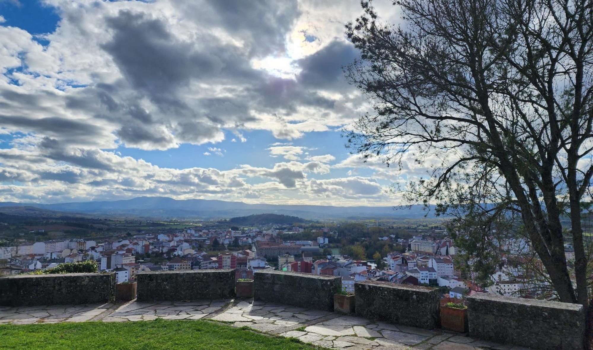 O Refuxio Do Rio Villa Monforte De Lemos Luaran gambar